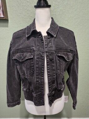 Hollister Cropped Denim Faded Black Jacket Size Medium